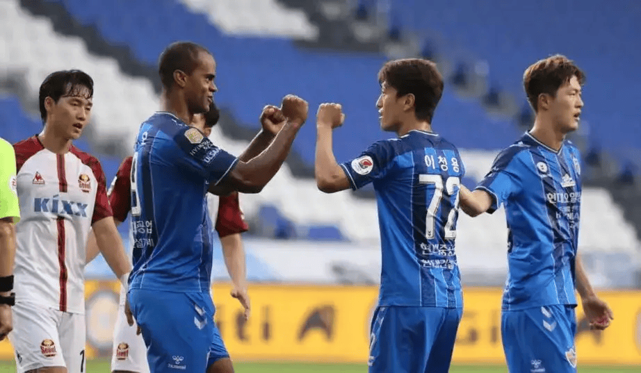 开云在线登陆 -包含德甲赛后再迎强敌；西汉姆复出首秀；主帅态度：压力陡增；团队化学反应显著的词条